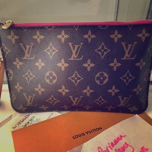 💖 Louis Vuitton Monogram Pouchette 💖